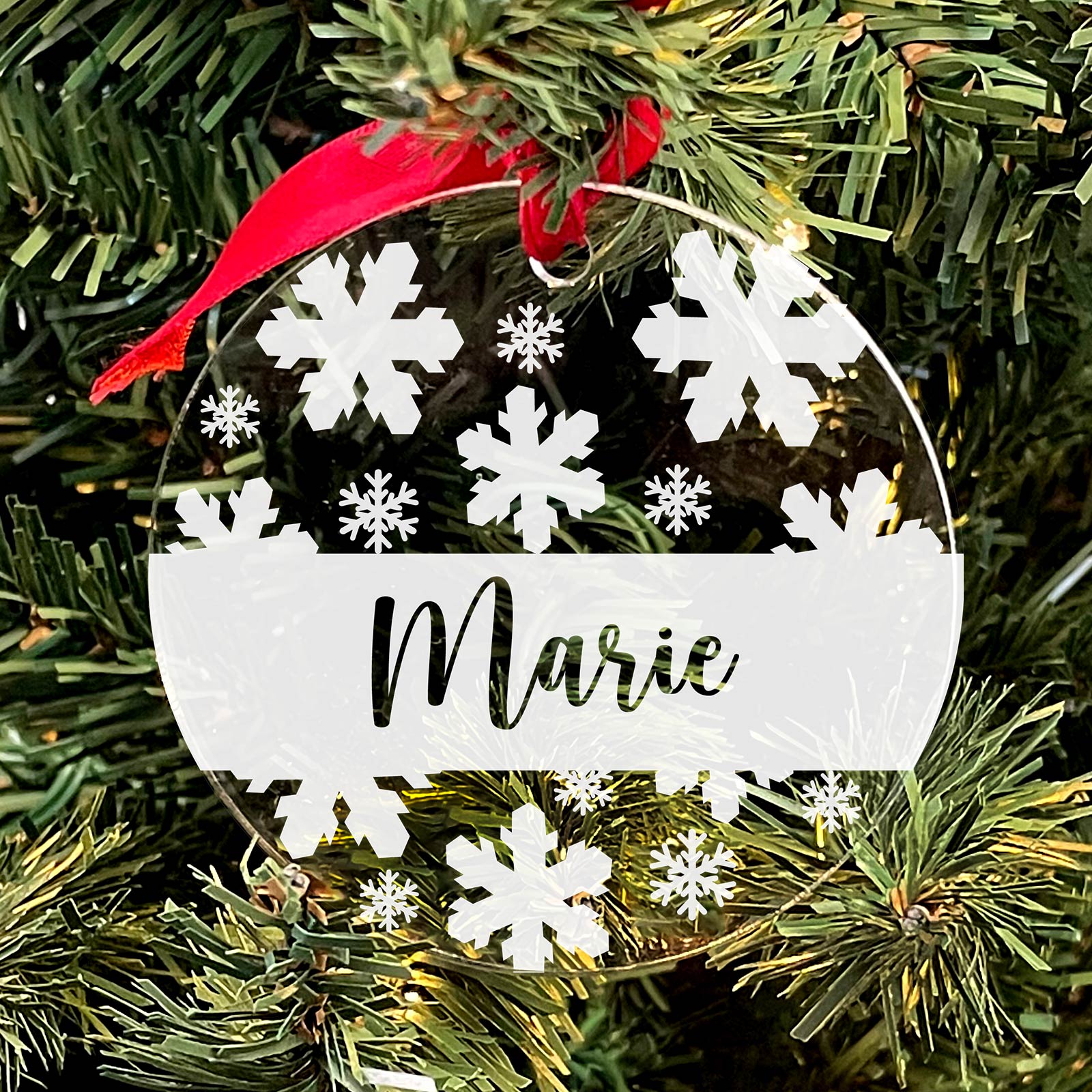 Flocons de neige avec votre nom en plexiglas