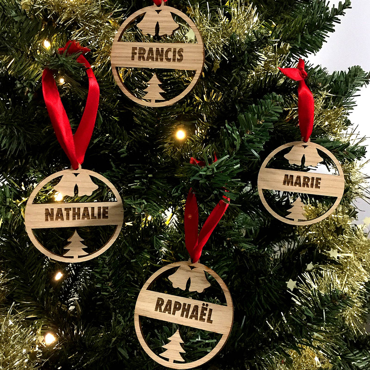 Décoration de noël en bois avec votre nom