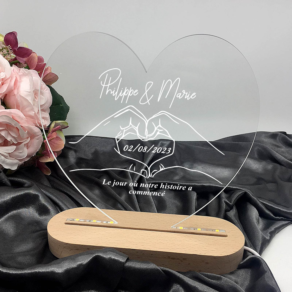 Mains Formant Un Cœur - Lampe Décorative