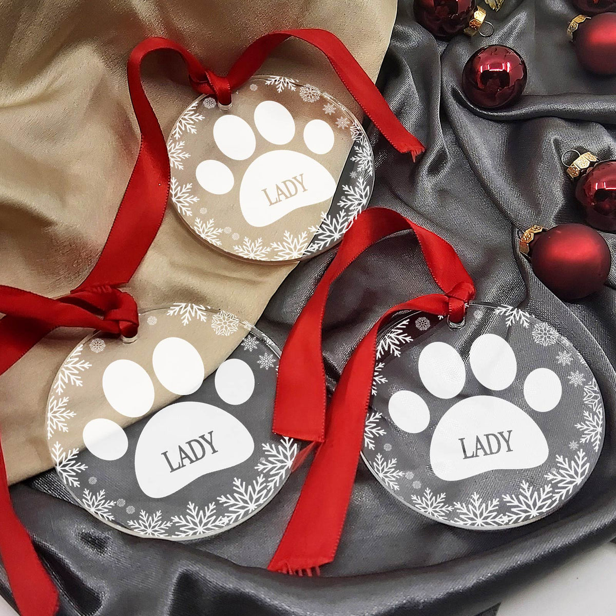 Patte - Décoration de Noël en plexiglas personnalisée