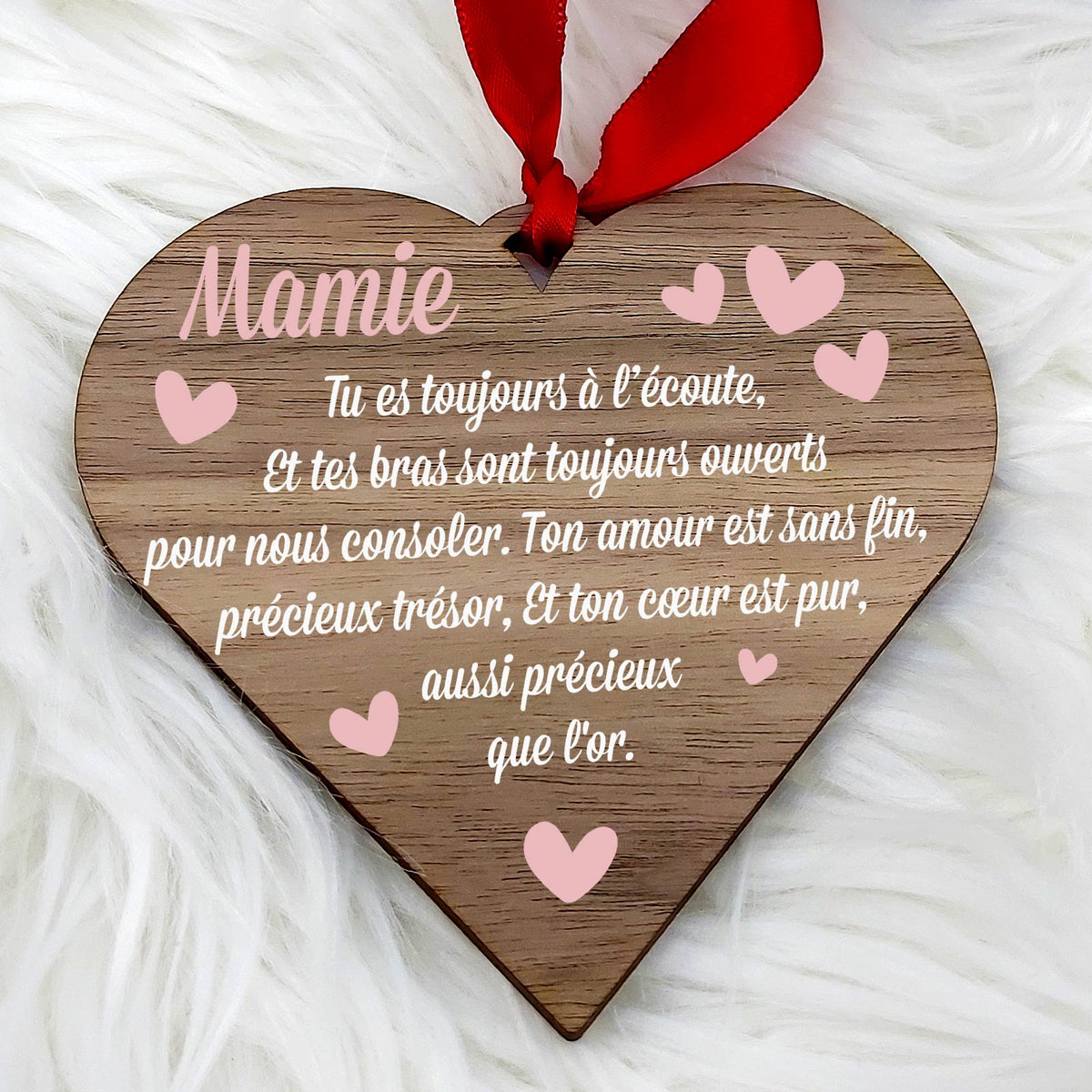 Une mamie en or - Cœur en bois