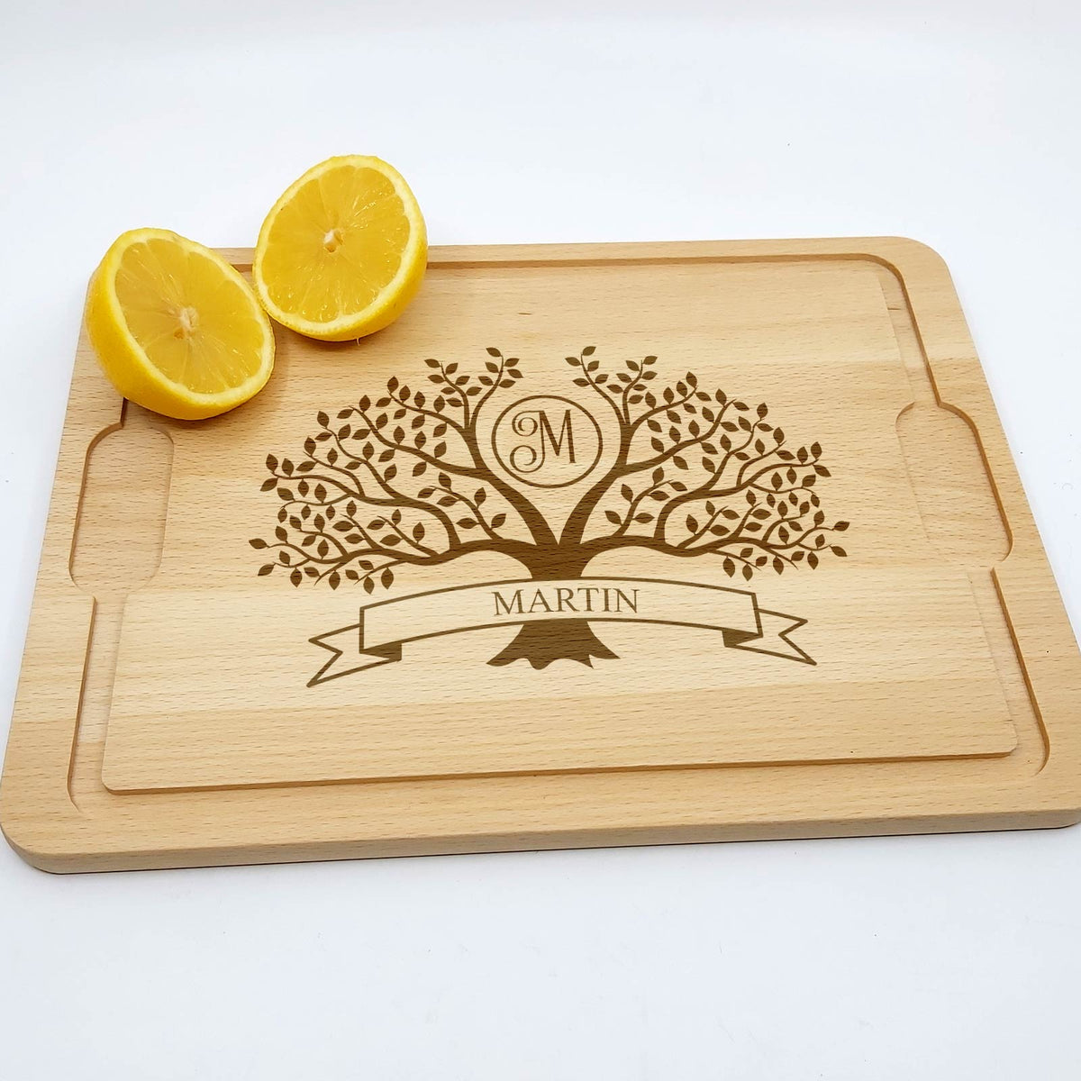 Planche à découper personnalisée avec noms et Initiale