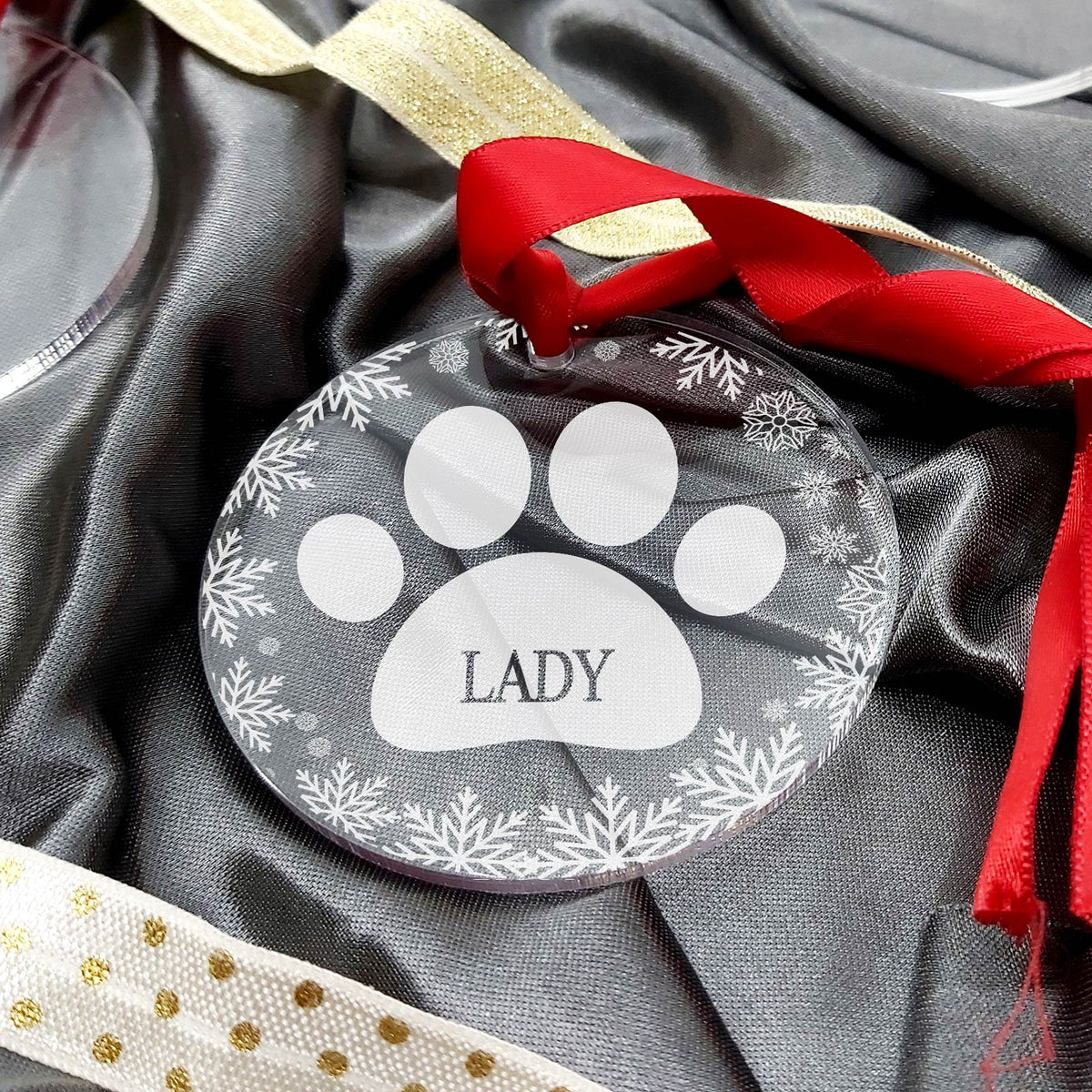 Patte - Décoration de Noël en plexiglas personnalisée