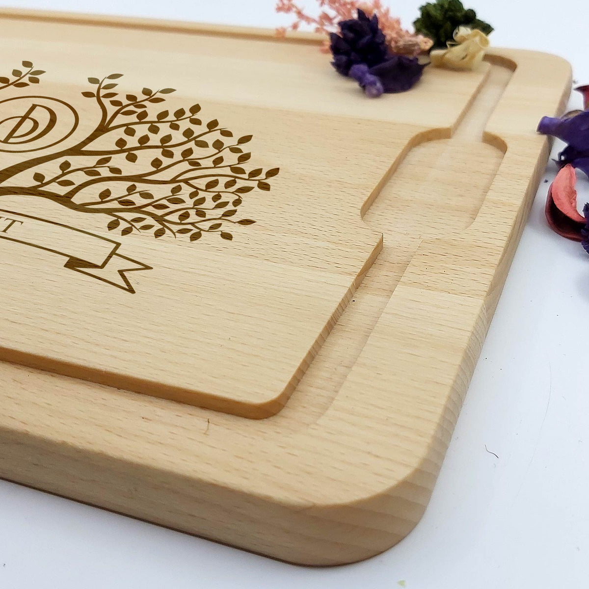 Planche à découper personnalisée avec noms et Initiale