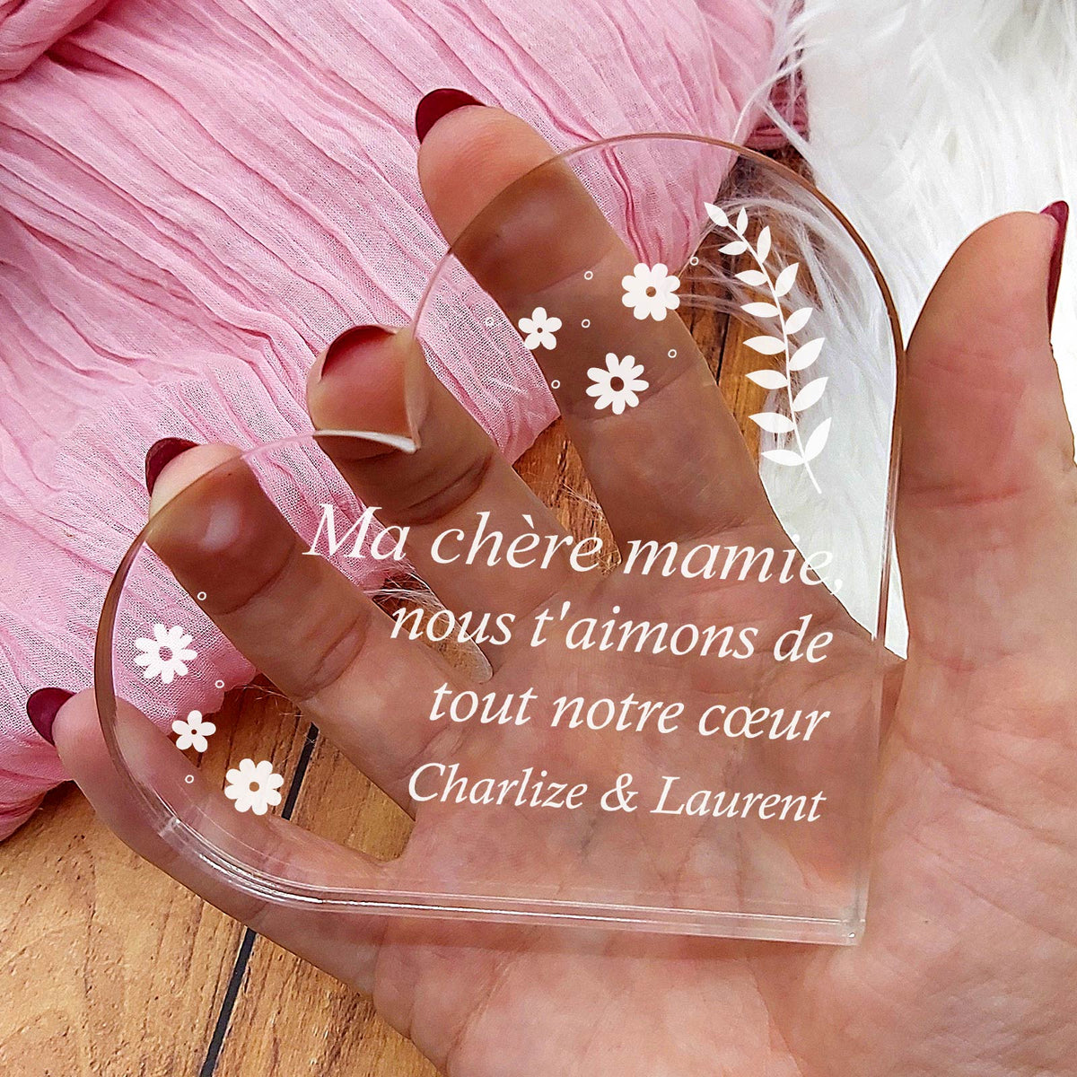 Ma chère mamie, nous t&#39;aimons de tout notre cœur-  Cœur en plexiglas